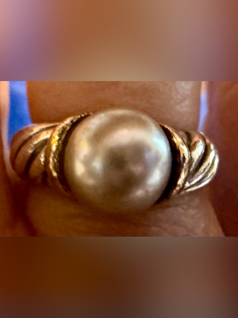 David Yurman 925 Silver with gold accent Pale Grey Pearl Ring